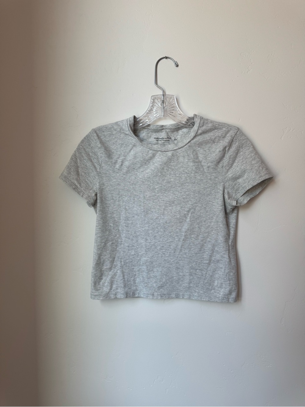 Abercrombie & Fitch Pack of 5 Soft Tees, S and M - Picture 7 of 15